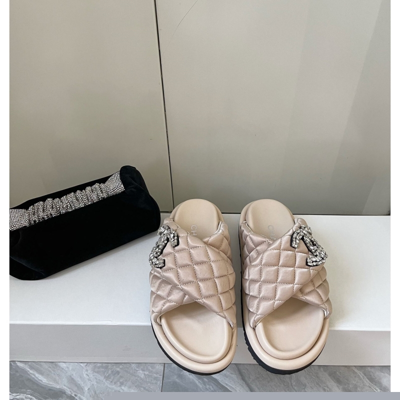 Ch*el slippers